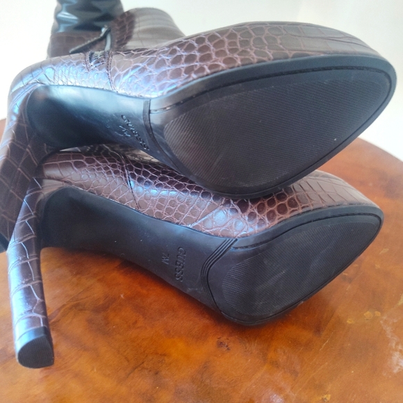 Guess Dejah 2 brown croc stiletto platform bootie - Picture 5 of 5